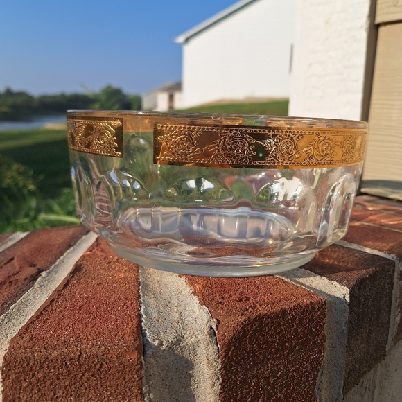 1950\'s French mid-century 24K gold rimmed Arcoroc France glass bowl